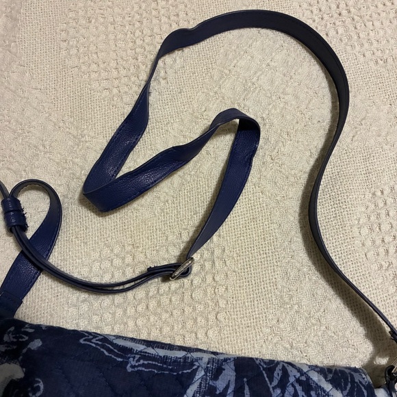 Vera Bradley Womens Adjustable Strap Lined Crossbody Bag Purse Blue Paisley - Picture 13 of 16